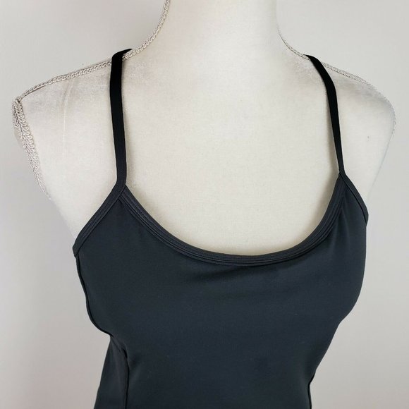 Under Armour StudioLux Noir Athletic Tank Top - Picture 2 of 8